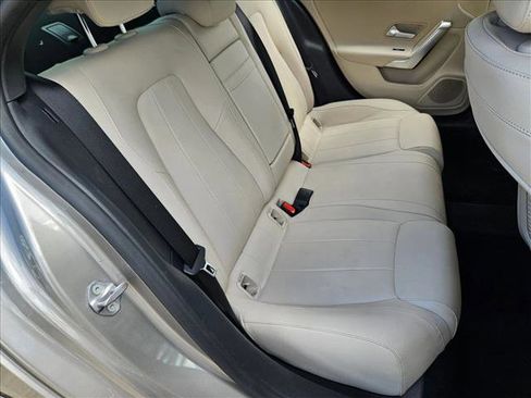 Used 2021 Mercedes-Benz A 220 image 18