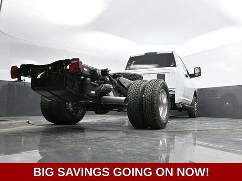 New 2026 RAM 3500 Tradesman w/ Chrome Appearance Group AWD/4WD image 45