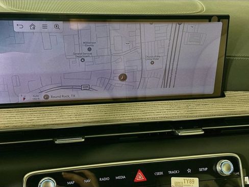 New 2027 Genesis GV80 2.5T Prestige AWD/4WD image 12