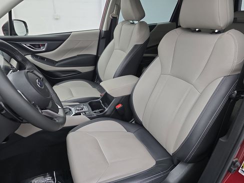 Used 2022 Subaru Forester Limited w/ Popular Package #2 image 15