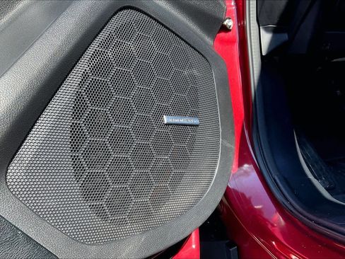 Used 2020 Subaru Ascent Touring image 37