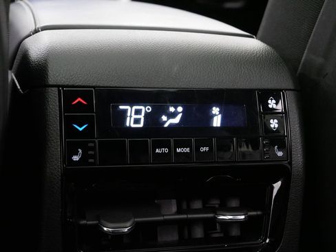 Certified 2024 Jeep Grand Cherokee L Overland w/ Trailer Tow Package image 23