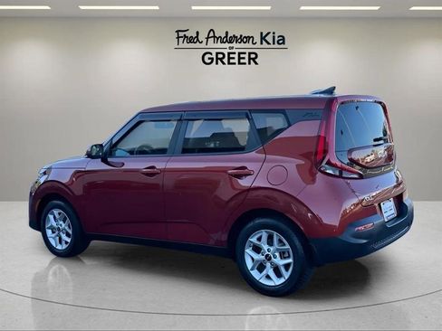 Used 2022 Kia Soul LX w/ Technology Package image 5