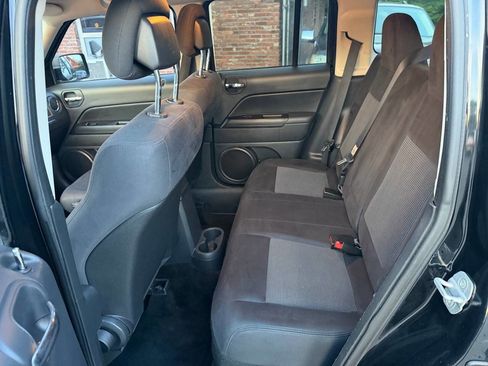 Used 2012 Jeep Patriot Latitude FWD image 15