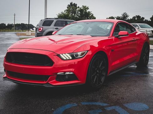 Used 2016 Ford Mustang GT Premium w/ Black Accent Package RWD image 20