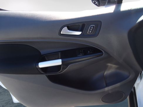 Used 2020 Ford Transit Connect XLT FWD image 18