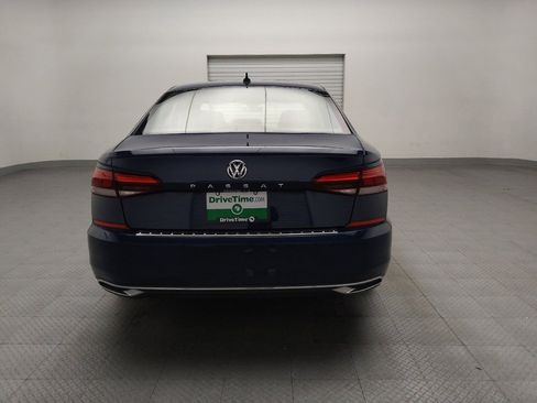 Used 2021 Volkswagen Passat 2.0T SE image 7