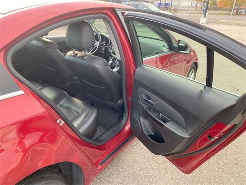 Used 2012 Chevrolet Cruze LT image 18