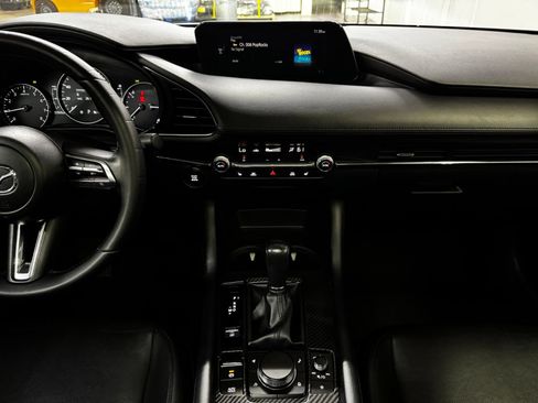 Used 2023 MAZDA MAZDA3 s AWD/4WD image 17