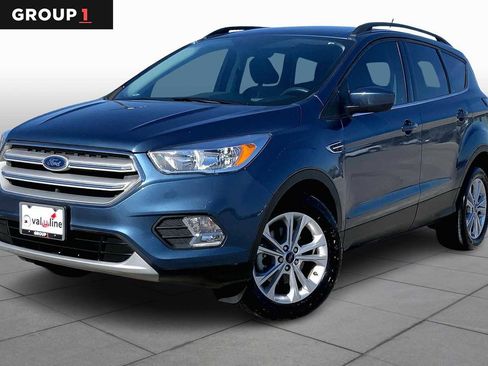 Used 2018 Ford Escape SE w/ SE Sync 3 Package image 1