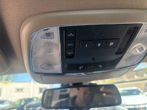Used 2014 Jeep Grand Cherokee Limited w/ Trailer Tow Group IV AWD/4WD image 32