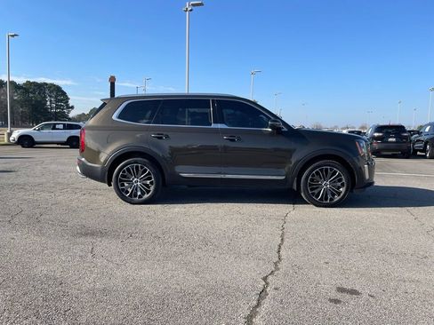 Used 2022 Kia Telluride EX w/ EX Premium Package image 9