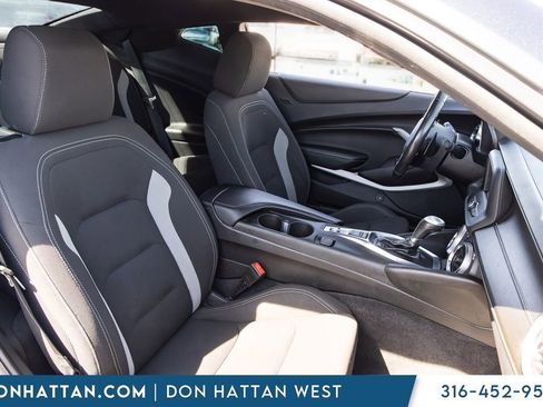 Used 2020 Chevrolet Camaro LT RWD image 15