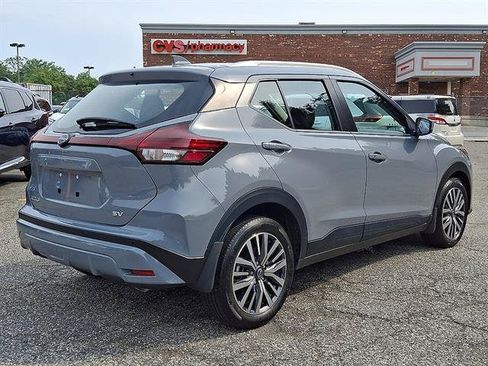 Certified 2024 Nissan Kicks SV FWD image 7