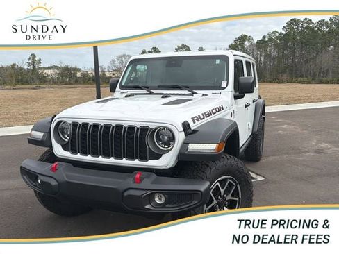 Used 2025 Jeep Wrangler Rubicon image 1