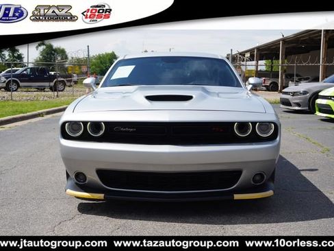Used 2019 Dodge Challenger R/T Scat Pack RWD image 2