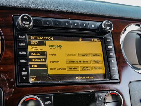 Used 2009 Ford F250 Lariat image 44