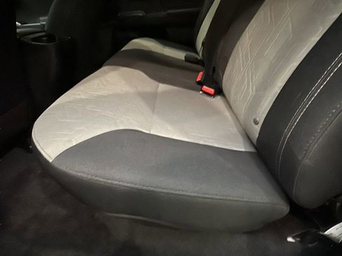 Used 2021 Toyota Tacoma TRD Off-Road w/ Technology Package image 11