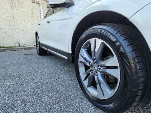 Used 2013 Honda Crosstour EX-L image 28