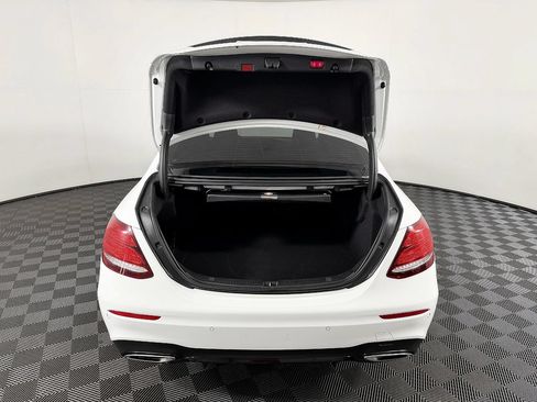 Used 2020 Mercedes-Benz E 350 Sedan image 13
