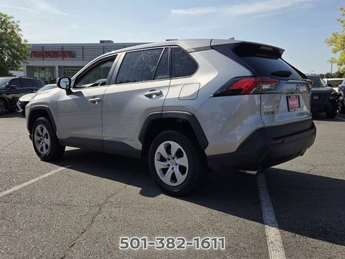 Used 2023 Toyota RAV4 LE FWD image 3