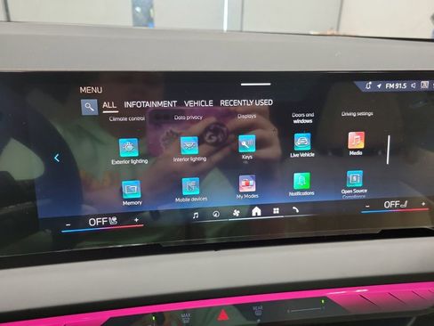 Used 2025 BMW X3 xDrive30i w/ Premium Package image 53