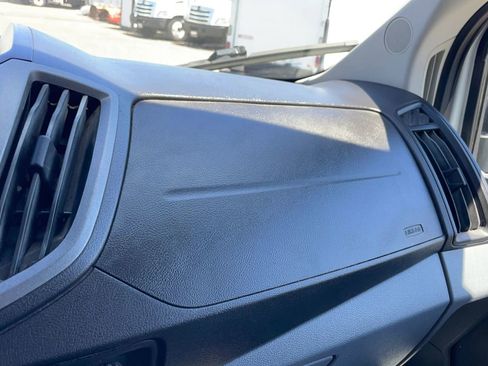 Used 2018 Ford Transit 250 148 Medium Roof RWD image 17