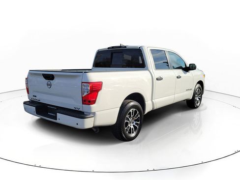 Used 2023 Nissan Titan SV image 2