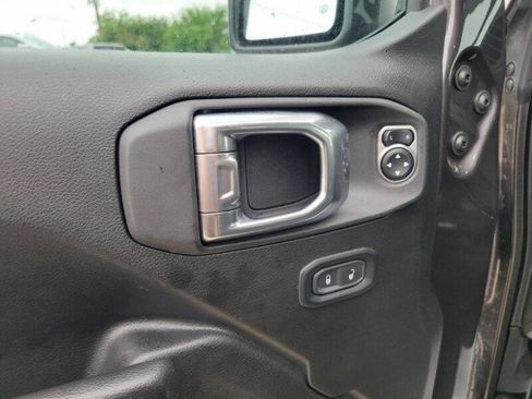 Used 2025 Jeep Wrangler Unlimited Sport S 4xe AWD/4WD image 23