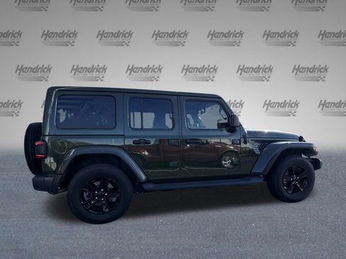 Used 2020 Jeep Wrangler Unlimited Sahara image 11