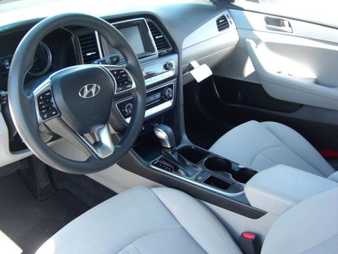 Used 2018 Hyundai Sonata SE image 7