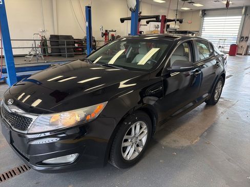 Used 2013 Kia Optima LX image 4