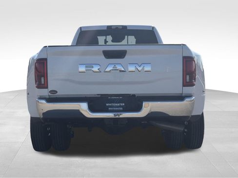 Used 2026 RAM 3500 Big Horn AWD/4WD image 26