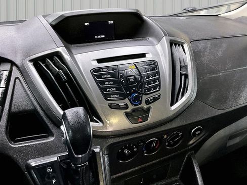 Used 2017 Ford Transit 250 130 Low Roof RWD image 9