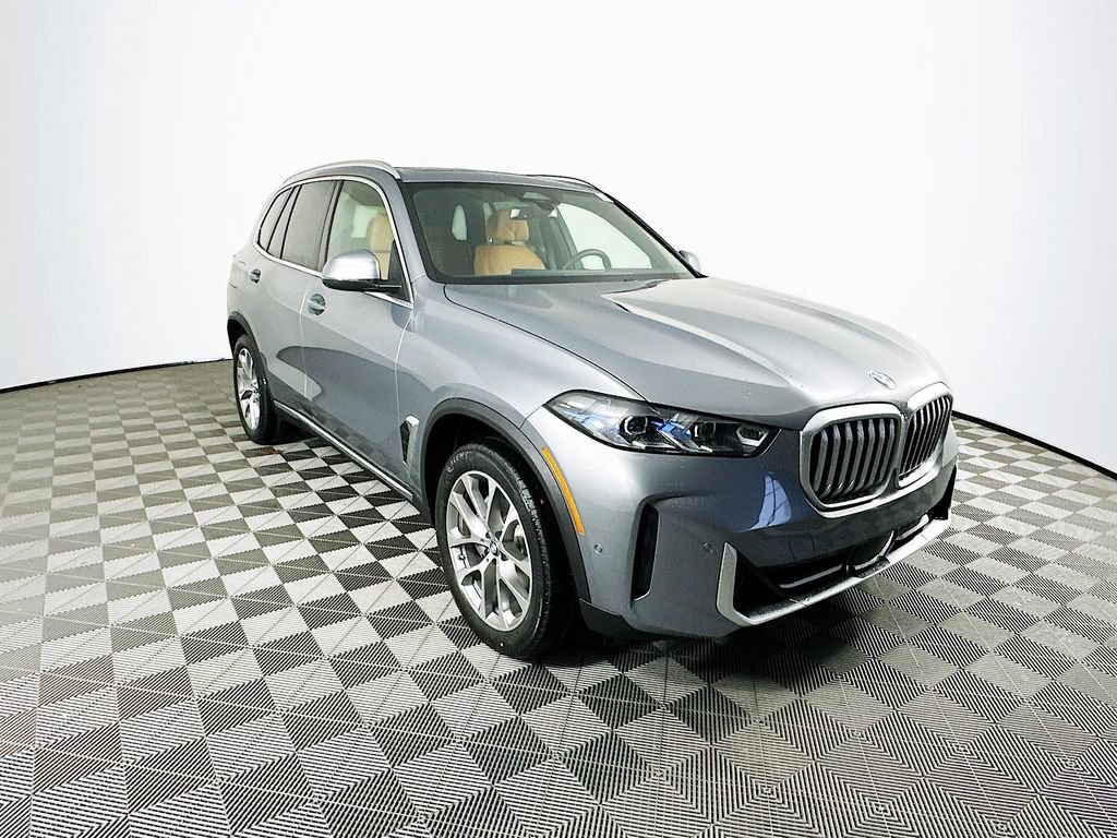 Used 2026 BMW X5 xDrive40i w/ Climate Comfort Package AWD/4WD image 2
