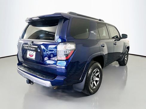 Used 2022 Toyota 4Runner TRD Off-Road Premium w/ Moonroof Package AWD/4WD image 5