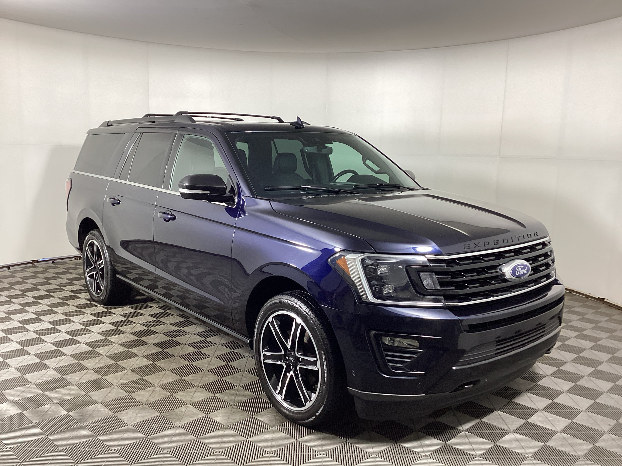 Used 2021 Ford Expedition Max Limited AWD/4WD image 1