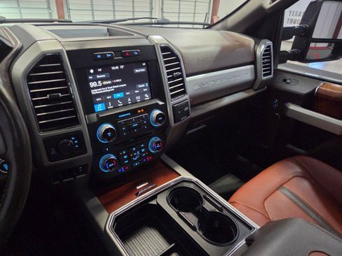 Used 2018 Ford F250 King Ranch w/ King Ranch Ultimate Package image 51