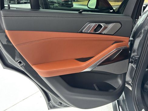 New 2026 BMW X6 xDrive40i w/ Executive Package image 14