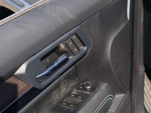 New 2026 GMC Terrain Denali w/ LPO, Black Badging Package image 15