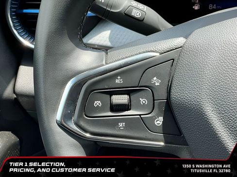 Used 2025 Chevrolet Trax LT w/ LT Convenience Package FWD image 26