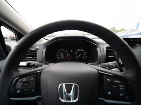 Used 2025 Honda Odyssey EX-L image 15