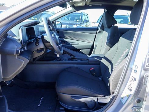 New 2026 Hyundai Elantra SEL Sport Premium image 7
