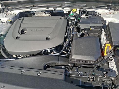 Certified 2023 Volvo XC40 B5 Ultimate w/ Protection Package Premier AWD/4WD image 29