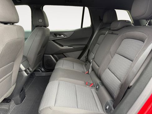 New 2026 Chevrolet Equinox LT AWD/4WD image 13