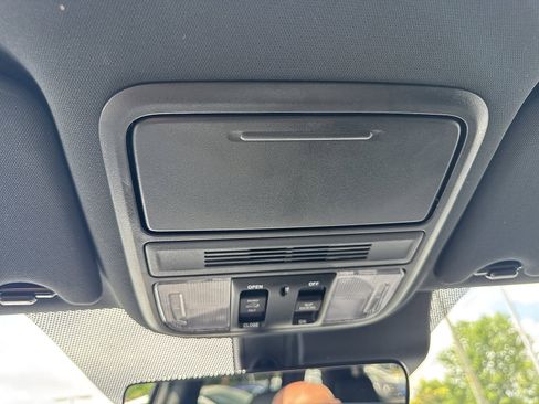 Used 2023 Honda Passport EX-L image 17