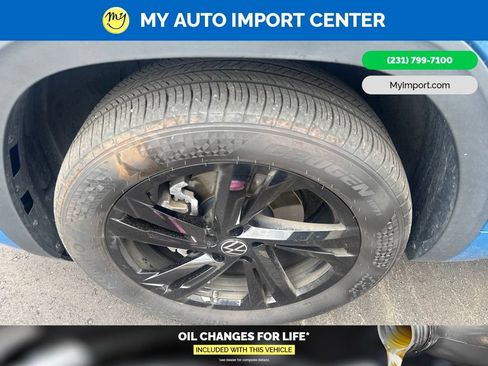 Used 2025 Volkswagen Atlas Cross Sport SEL R-Line AWD/4WD image 6