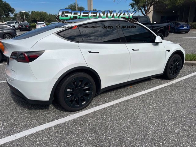 Used 2023 Tesla Model Y Long Range AWD/4WD image 4