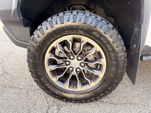 Used 2019 Chevrolet Colorado ZR2 AWD/4WD image 38