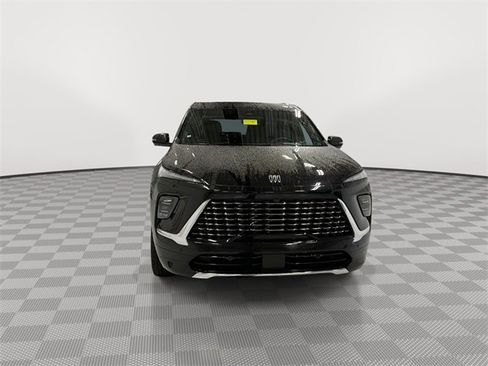 Certified 2025 Buick Enclave Avenir image 3